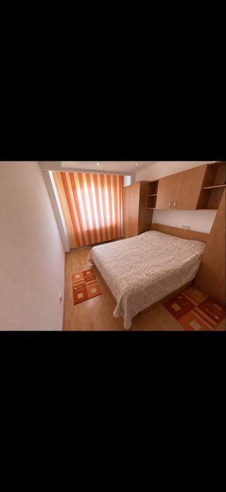 Inchiriez ap 2 camere decomandat
