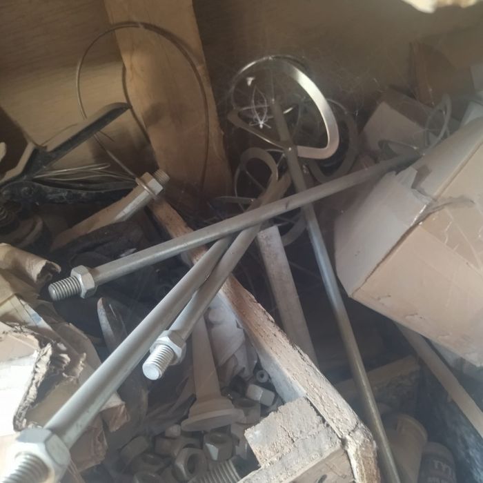 Самонарезающие винты (саморезы)