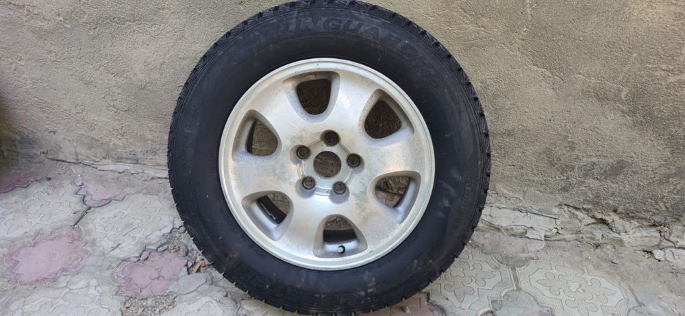 Шины с дисками 215/65R16 Зимние