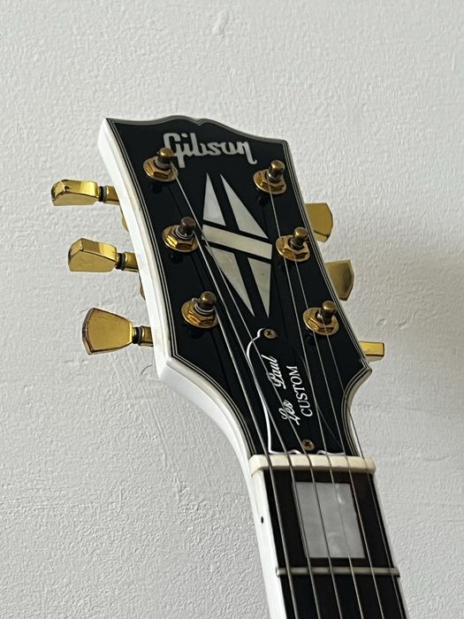 Электрогитара Les Paul Gibson