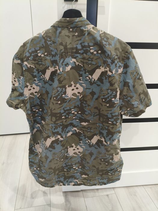 Летние мужские рубашки