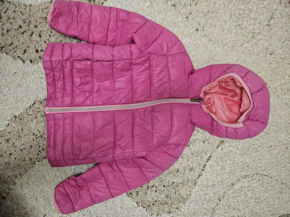 Продам демДемисезонное куртка для девочек