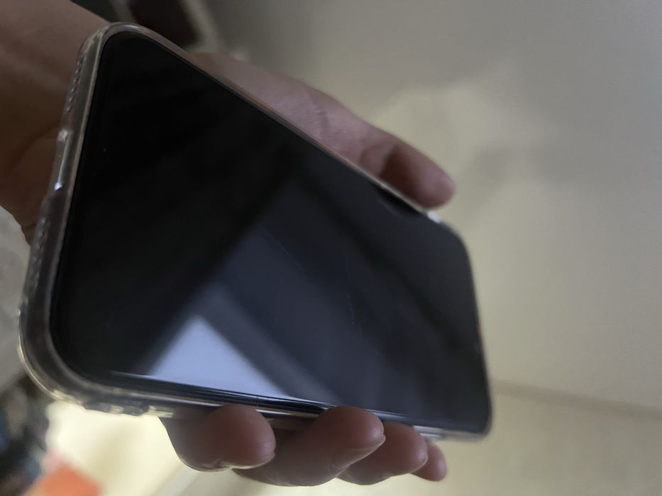 Продам айфон 11 64гб