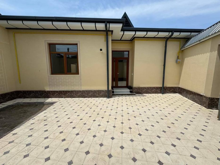 Продаётся дом 3х- комн. 1.5 сотки. Кирпичный. Новый. 82 м²