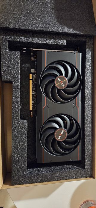 Placă video RX 6650 XT