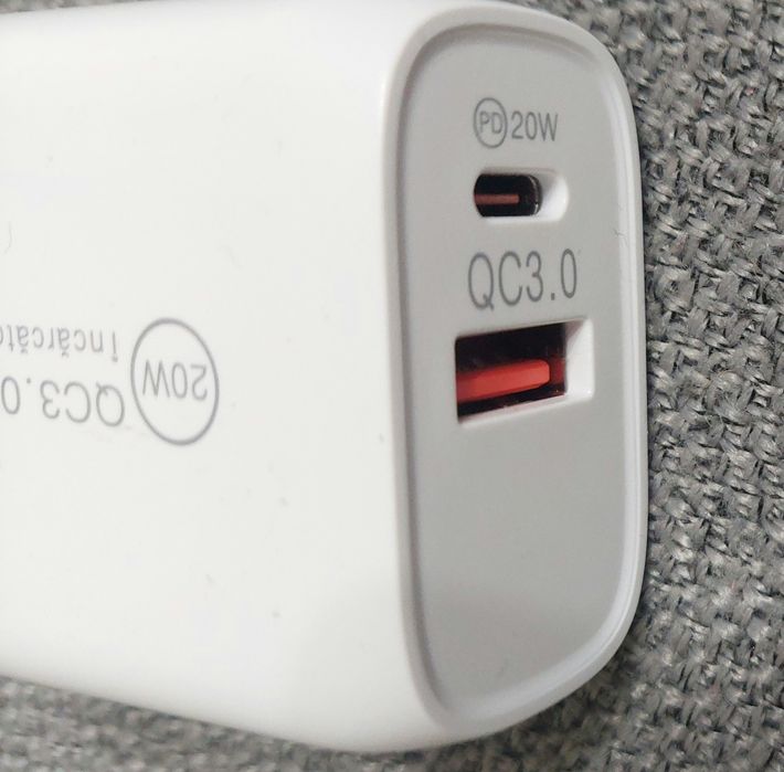 Vind Incarcator de retea,