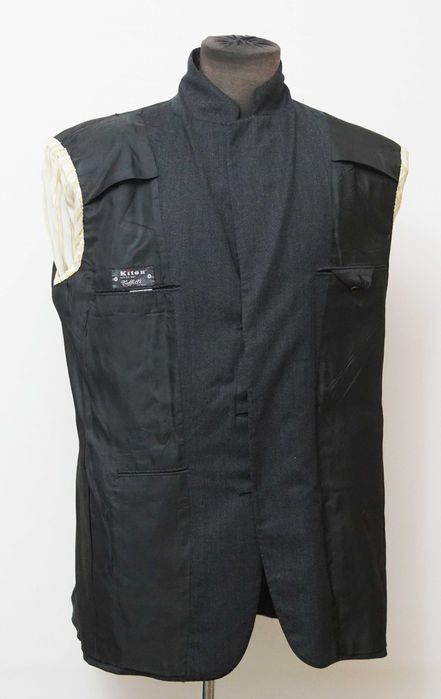 Sacou KITON gri din lana marimea 52