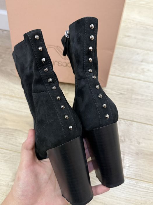 Продается замшевые туфли от nursace