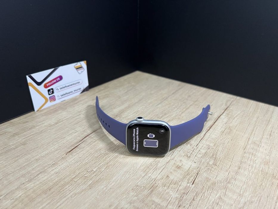 Apple Watch Seria 11 42mm Silver Second-Hand Foarte Bun 2 ani garanție