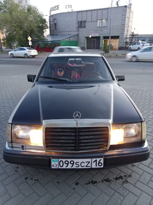 Мерседес  Бенс 124