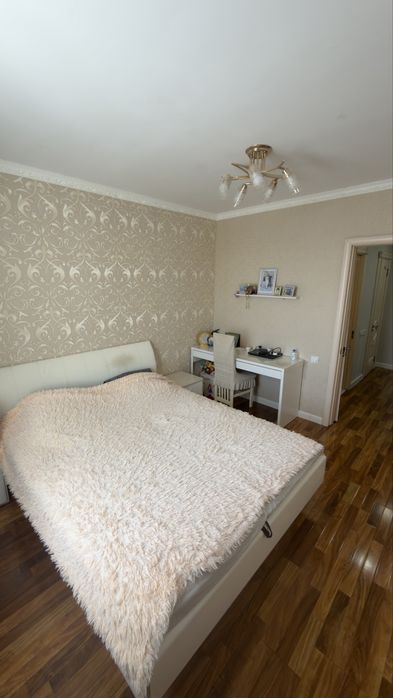 Продам 4-х комнатную квартиру