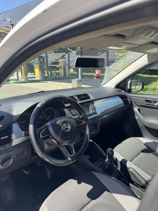 Skoda Fabia 1.4TDI 2016 105cp Bluetooth/AC/Navi/Consum mic