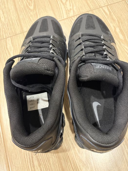 Маратонки Nike Reax 8