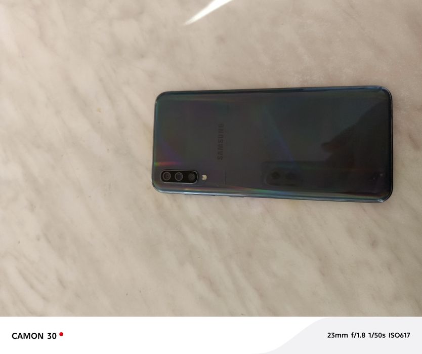 Продам сотовый телефон