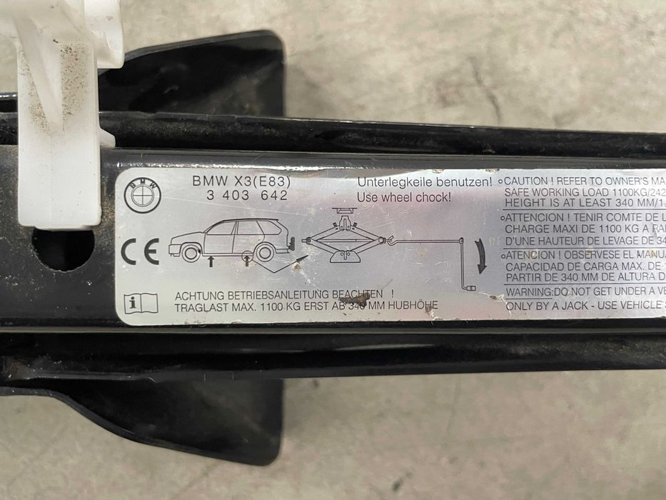 Cric + cheie roti Bmw X3 E83