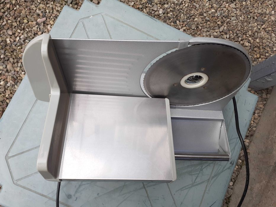 Feliator CLATRONIC Germania electric pentru mezeluri pâine brânzeturi