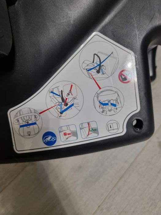 Продам детскую коляску 3 в 1.