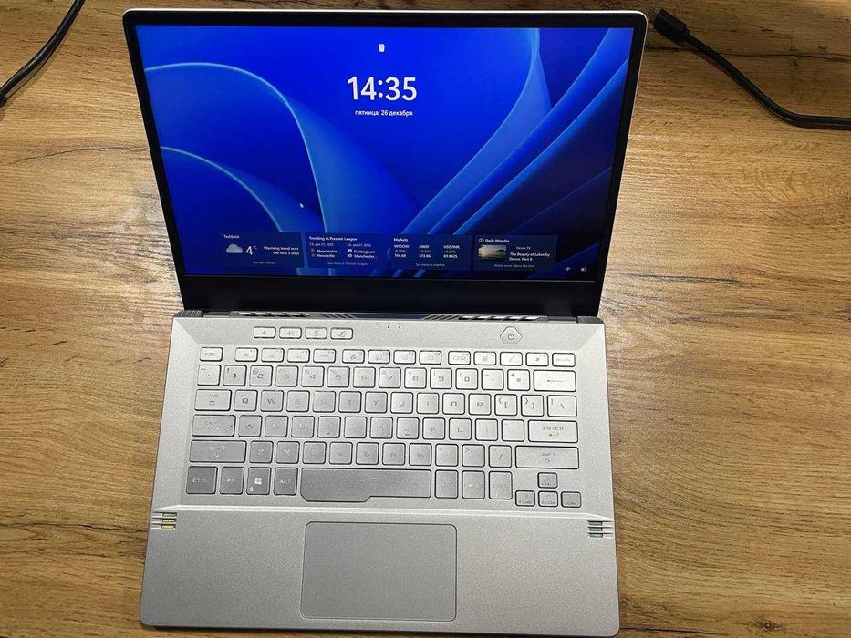 Asus Zephyrus G14 2021 (Есть деффект , читайте)