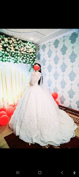 Chiroyli Kelin ko'ylak