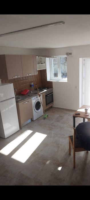 Garsoniera (Apartament) de inchiriat