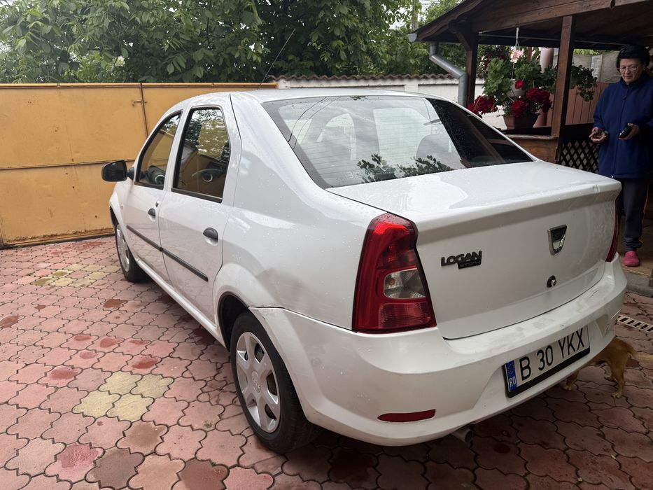 DACIA Logan 2012 — imagine 2