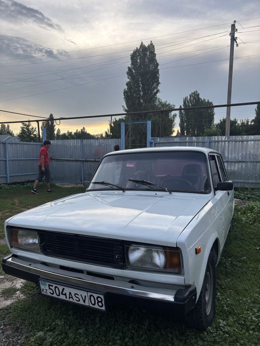 Продам ваз 2105 в хорошом состояние