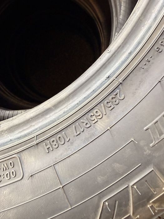 Гуми 235/65R17 Toyo