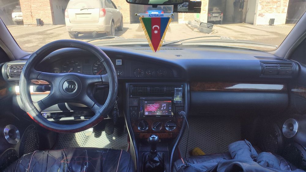 Продам Ауди 100 С4