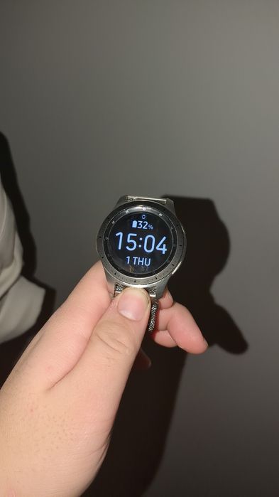 Samsung Galaxy Watch 46 мм (SM-R800)