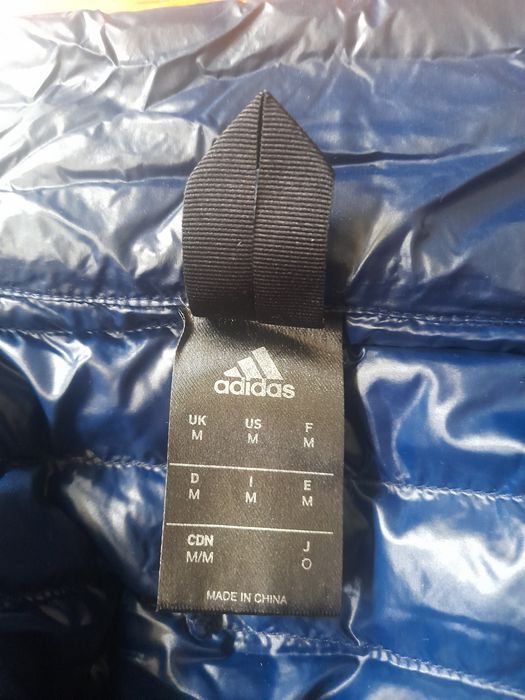 Adidas мъжко яке S- M размер.