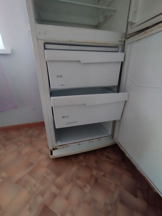 Продается Холодильник