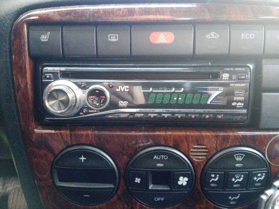 СД mp3 и dvd jvc. Може бартер за СД alpine с флашка