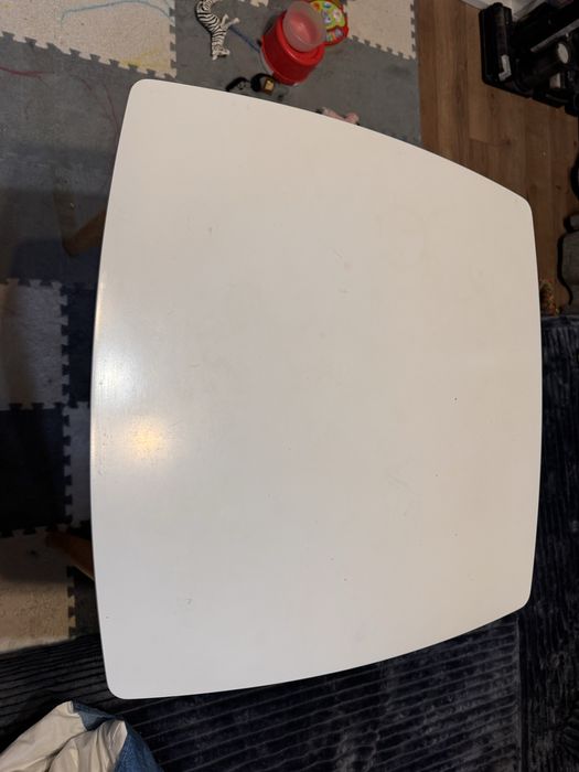 Обеденный стол из МДФ 80х80 см