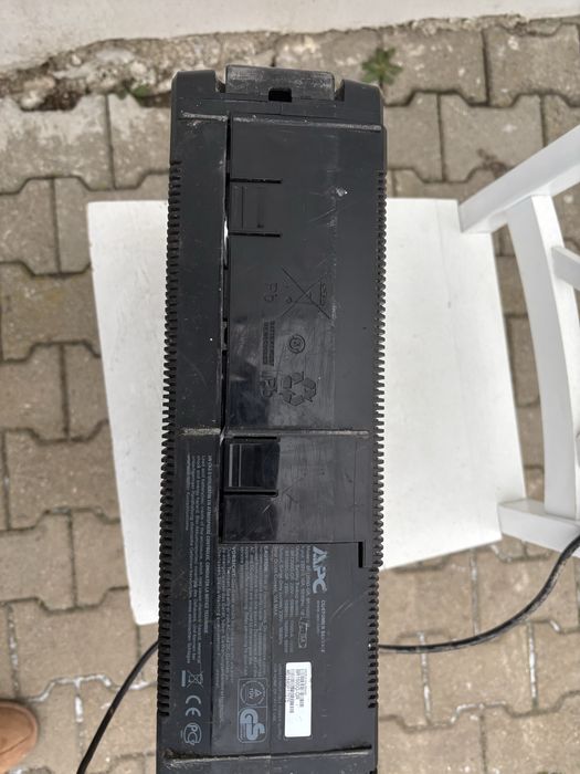 Ubs APC   BR1500G-GR