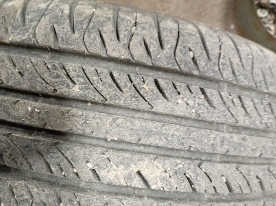 Продам комплект летней резины
