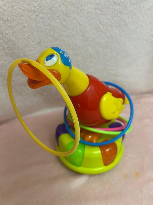 Продам развивающие игрушки