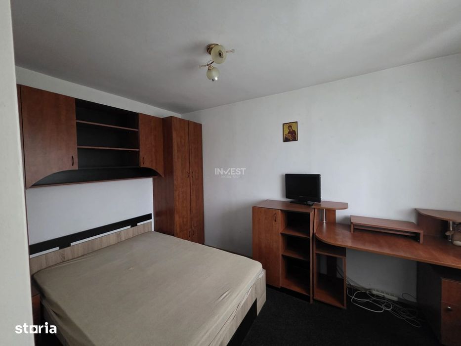 Apartament 2 camere, etaj intermediar, Piata Alexandru cel Bun