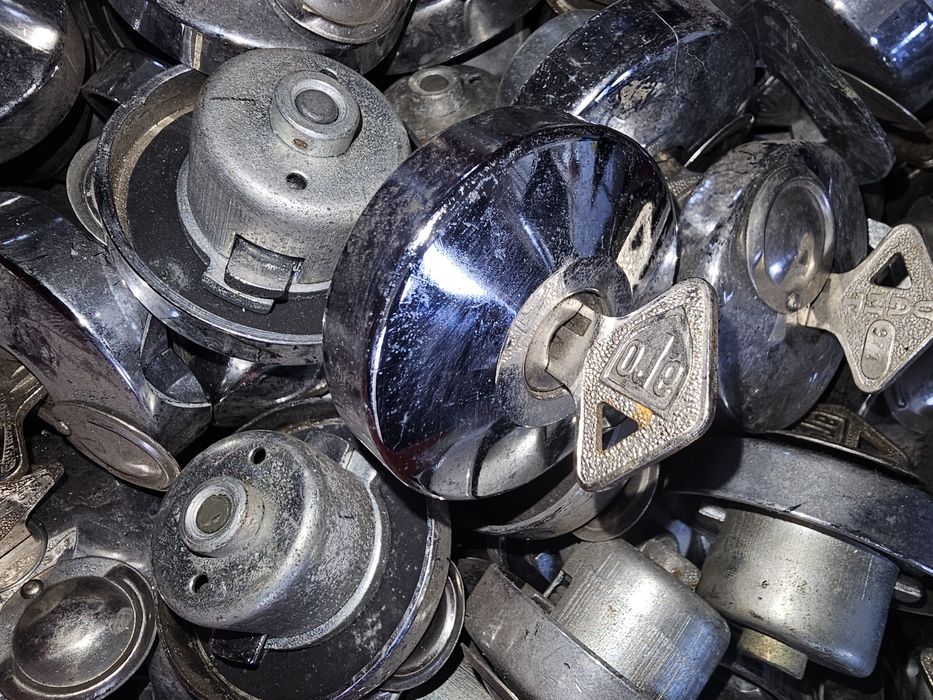 Bușoane capace rezervor aro Dacia epocă