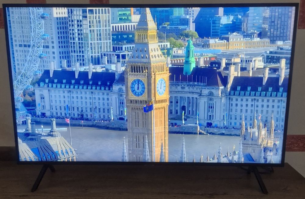 Vand tv Samsung smart 125cm UHD