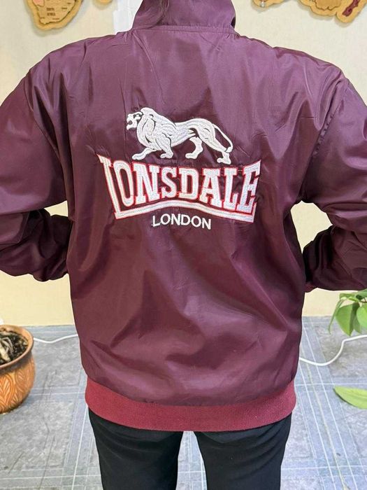 брендовая куртка (бомбер) LONSDALE