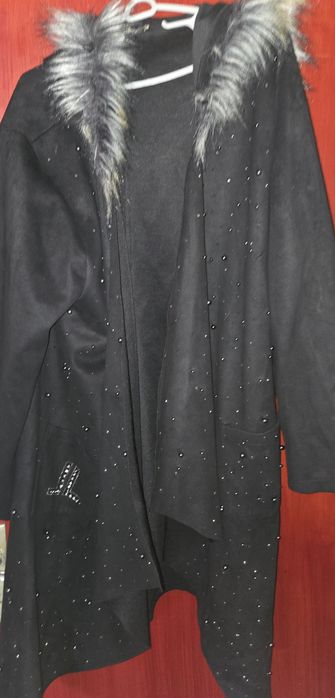 Наметки Том Тейлър, Луиза, рокли Djofra