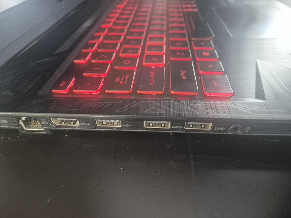 Laptop Gaming Asus