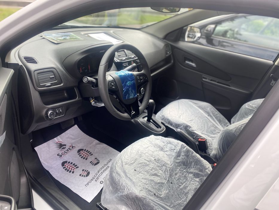 Chevrolet Cobalt 2026 — 4