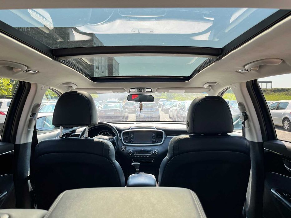 Продавам Kia Sorento EX V6 3.3 290 конски сили Пробег: 30000