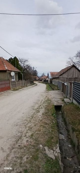 Exclusivitate! Casa individuala cu pozitie buna in Moldovenesti-Cluj
