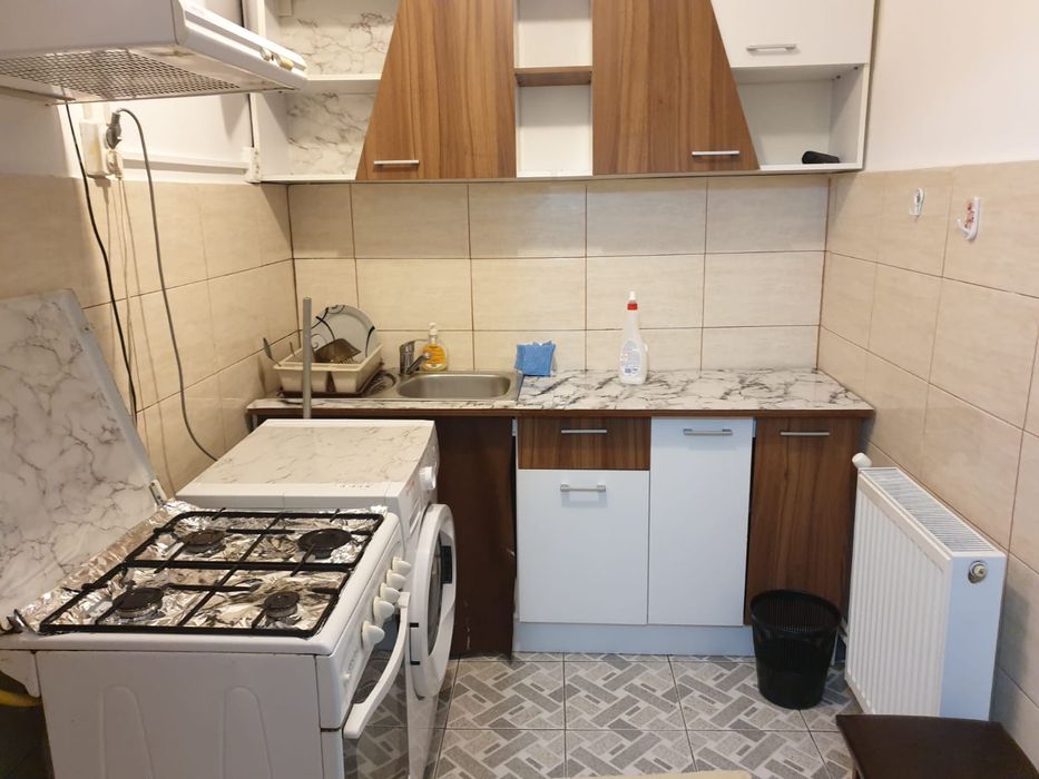 Chirie  garsoniera pentru  în zona industriala