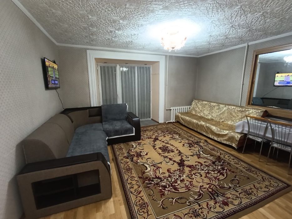 Сдам  в центре 10000