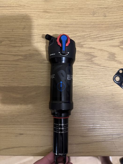 Rockshox deluxe slect+ шок 205х65