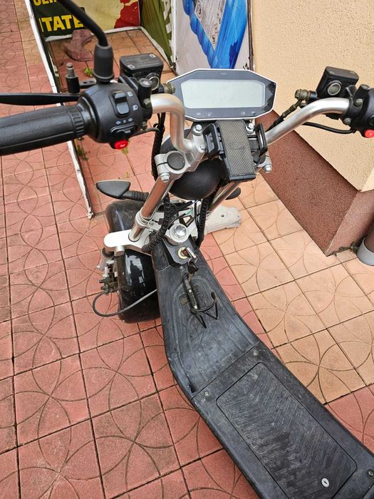 Scuter electric Citycoco