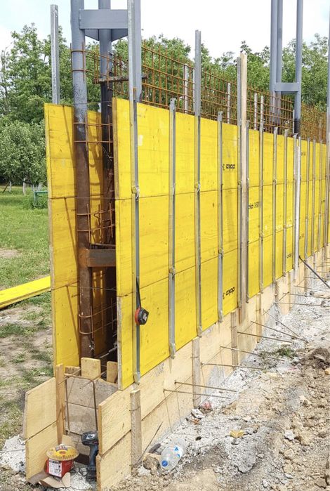 Panouri Cofraje Beton Doka ( stalpi cofrag elevatie gard  placa )